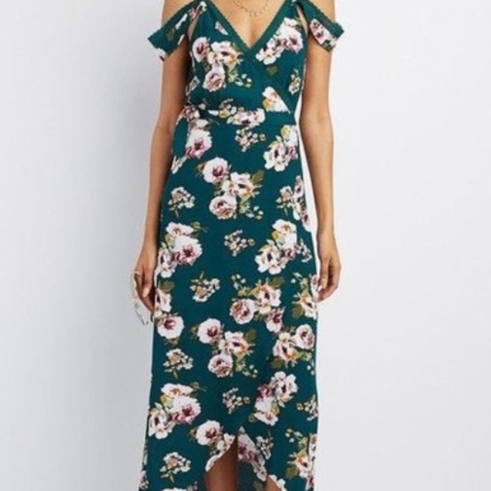 5/$30 Green Floral Wrap Dress